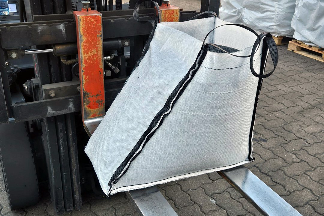 How long do sandbags last in water?