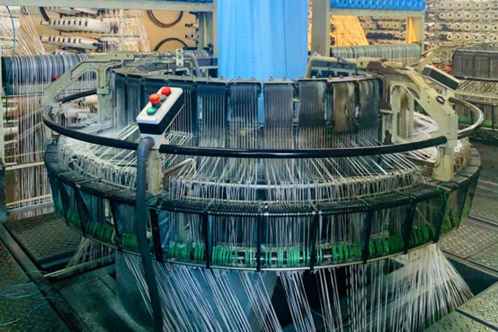 Industrial weaving machine